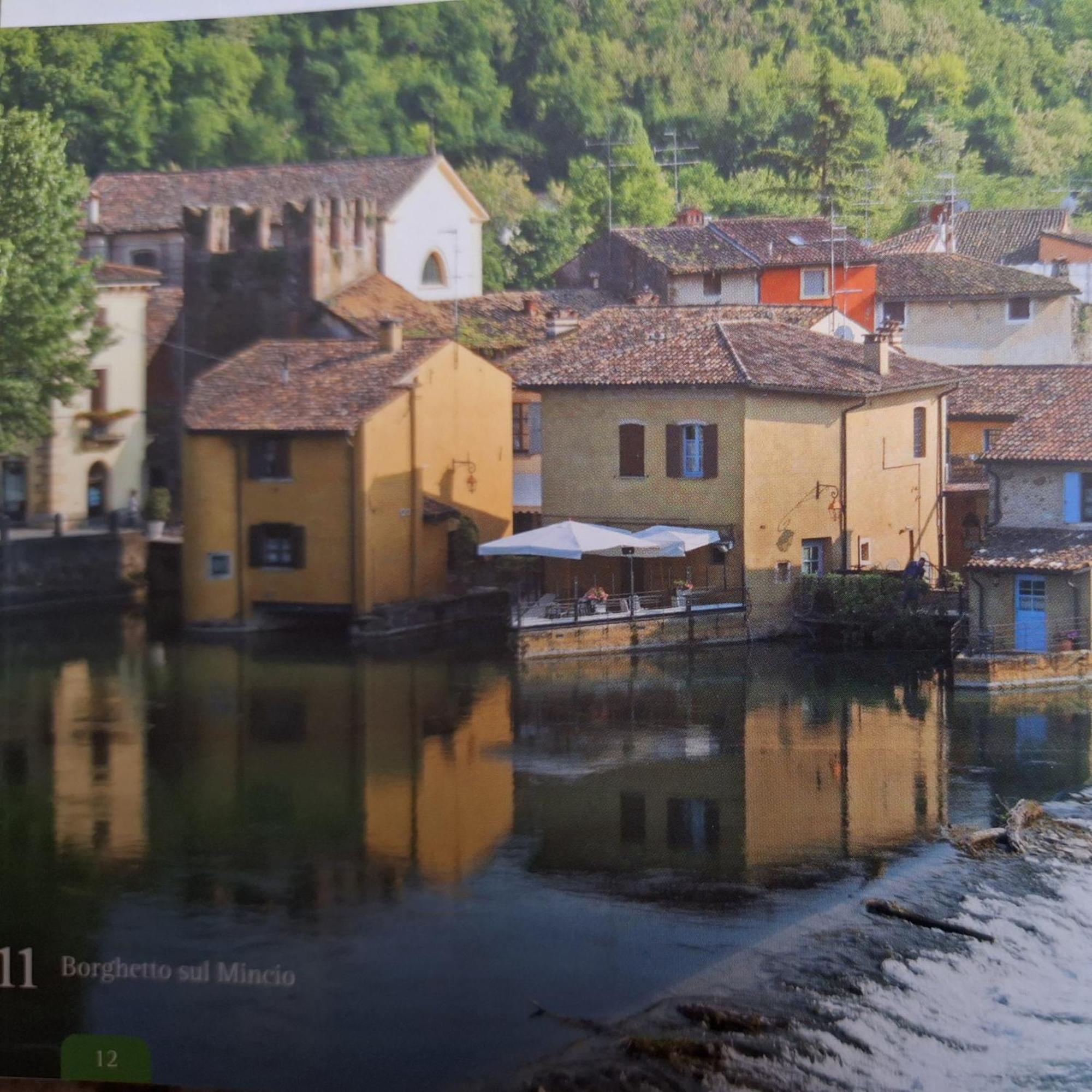 Corte Cavour Valeggio sul Mincio Szoba fotó